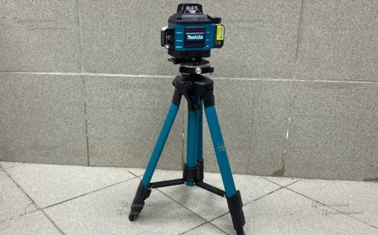 Лазерный уровень Makita реплика 16D