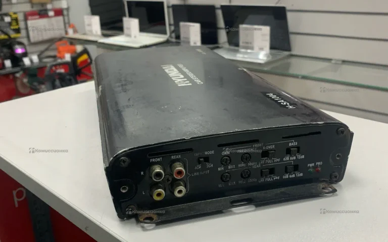 Усилитель   Hyundai h-sa1004