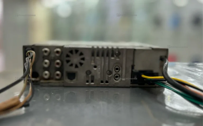 Автомагнитола  alpine CDE-1788T