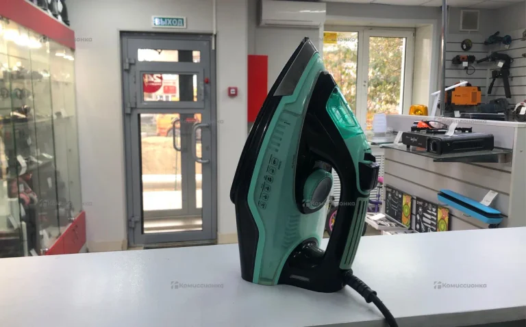Утюг Dexp CE2400KF