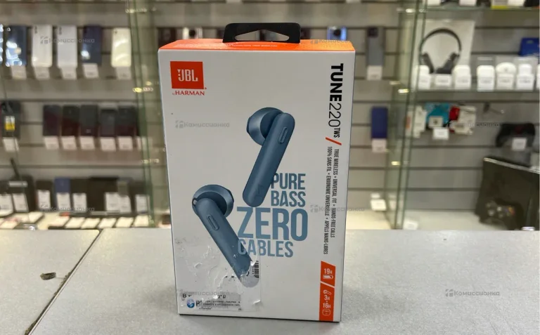 Наушники  JBL Tune 220 TWS