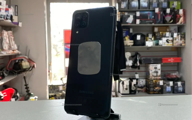 Samsung Galaxy A12 4/64 ГБ