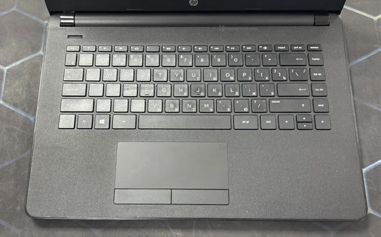 Ноутбук  HP