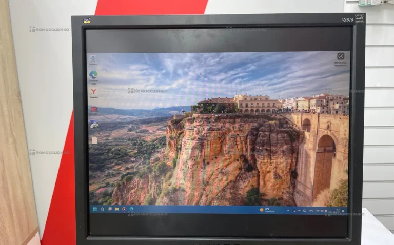 Монитор Viewsonic VA916