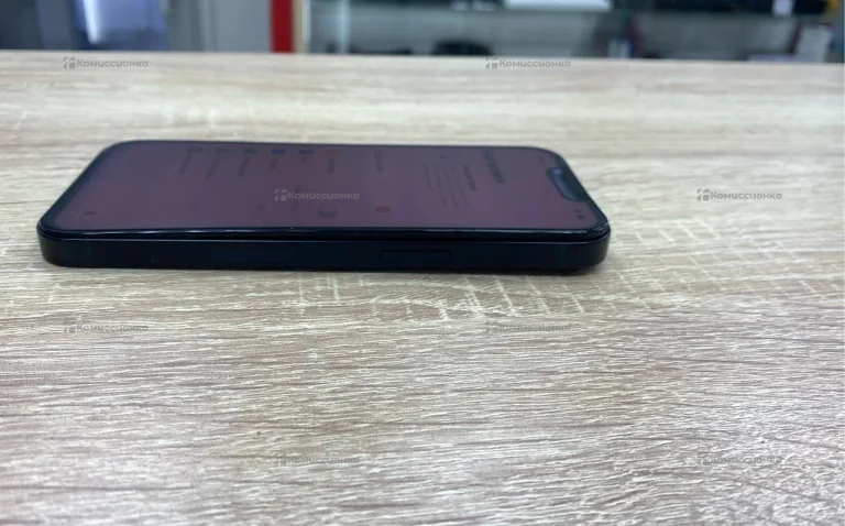 Apple iPhone 13 4/128 ГБ