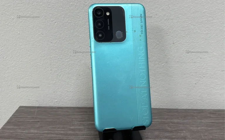 Tecno Spark 8C