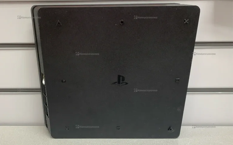 ps4 slim 1Tb