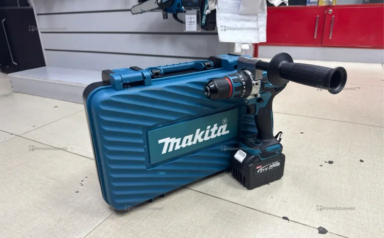 Шуруповерт с рукояткой Makita 21V 6Ah