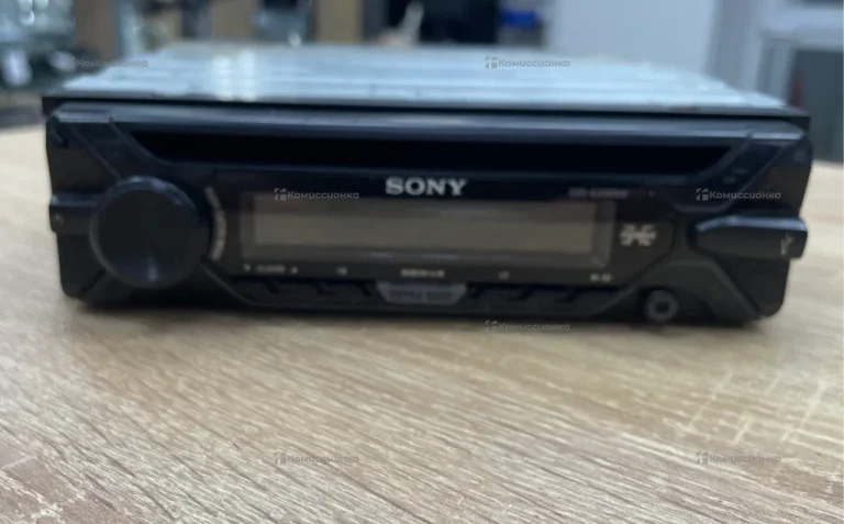магнитола Sony CDX-G3200UV