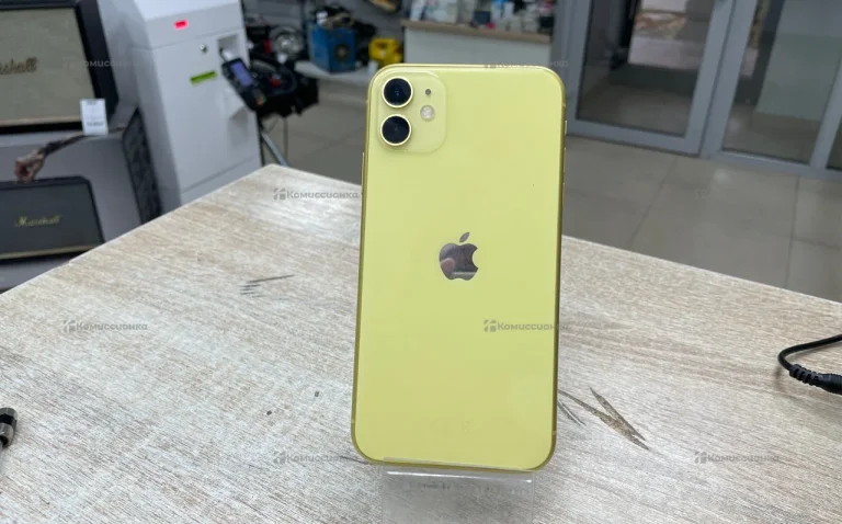 Apple iPhone 11 4/64 ГБ