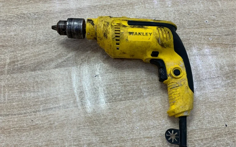 Дрель Stanley SDH700