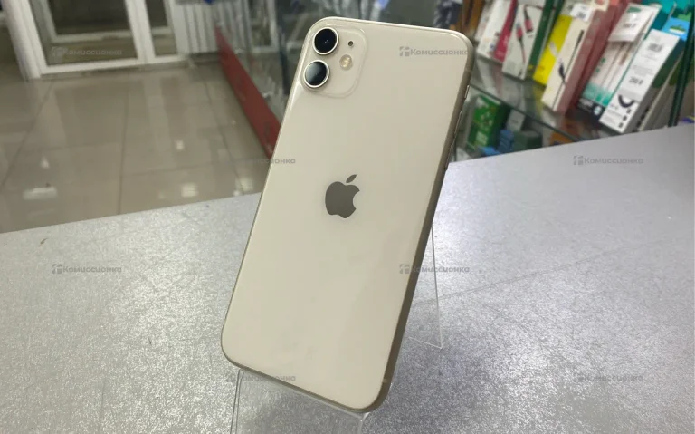 Apple iPhone 11 4/64 ГБ
