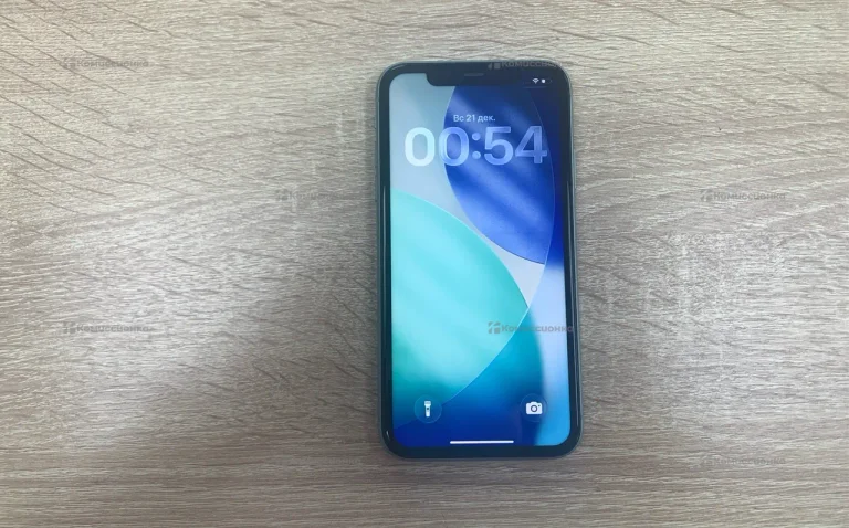 Apple iPhone 11 4/64 ГБ