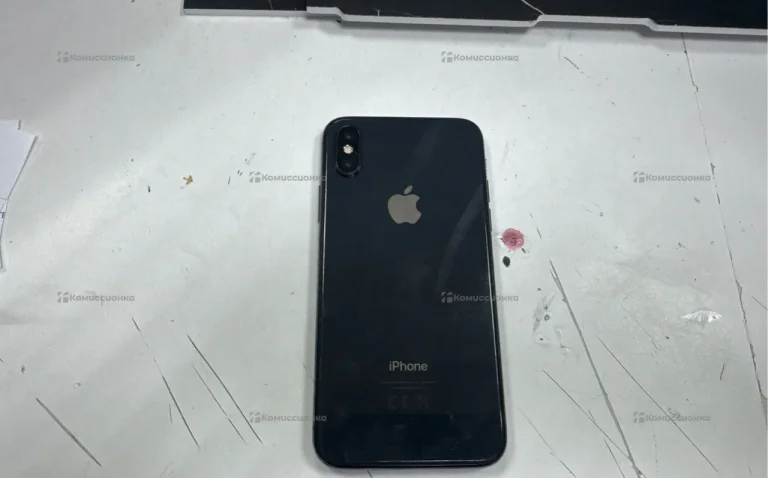 Apple iPhone X 3/64 ГБ