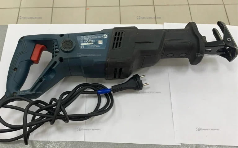 Пила сабельная BOSCH GSA 120