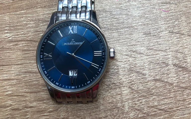 Часы  jacques lemans 1-1845
