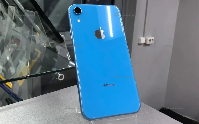 Apple iPhone XR 3/64 ГБ