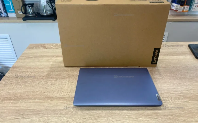 Ноутбук  Lenovo 111ADA05