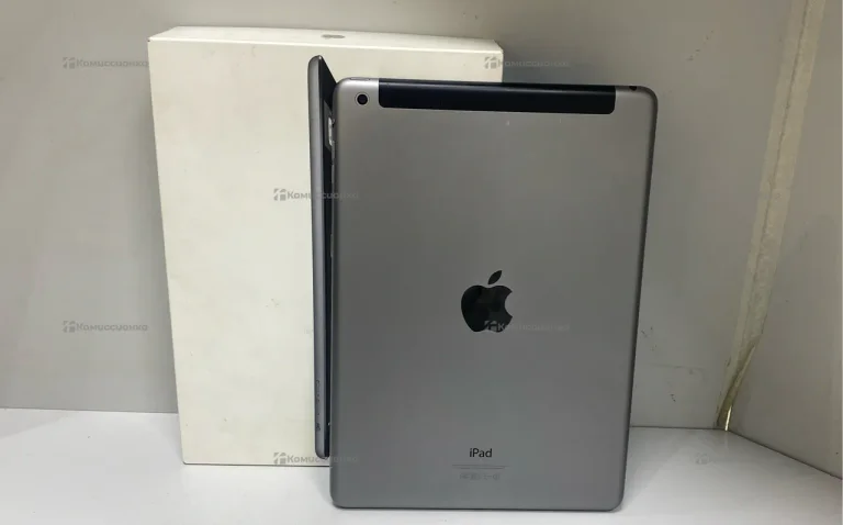 Планшет Apple iPad Air 128Gb Wi-Fi