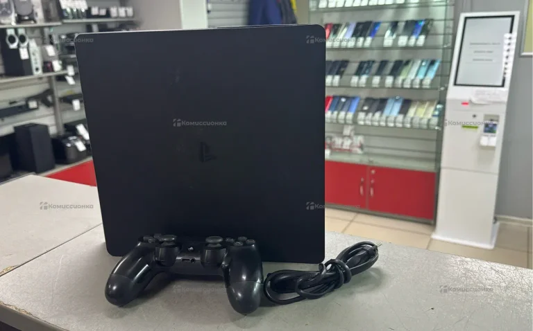 Приставка PS4. slim 500 Gb