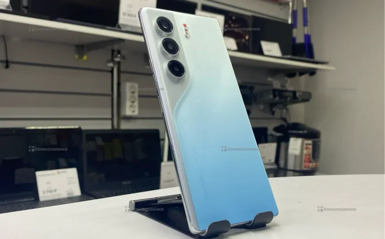 Tecno Camon 40 Pro 8/256 ГБ