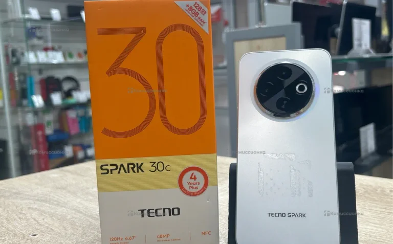 Tecno Spark 30C 4/128 ГБ