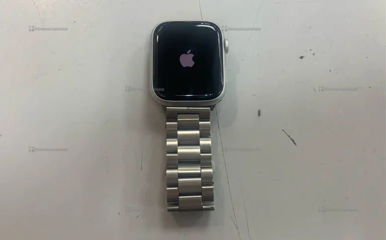 Часы  Apple Watch 9 45mm