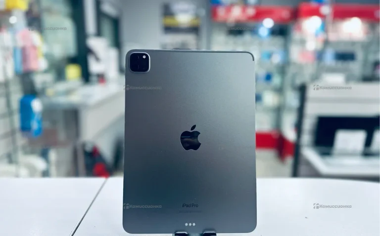 Планшет Apple iPad Pro 11 (2022) 128 ГБ Wi-Fi