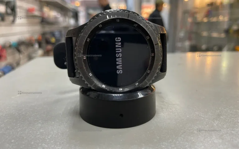 Часы  Samsung Galaxy Gear S3