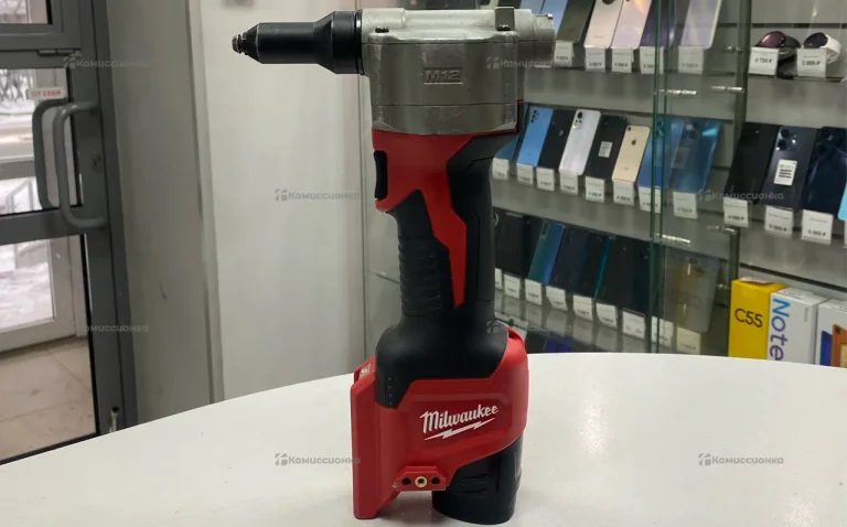 Аккумуляторный заклепочник M12 BPRT