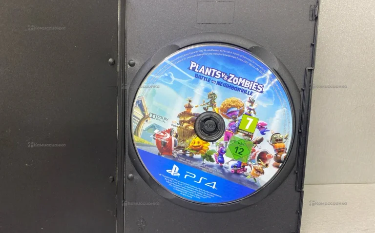 Диск для PS4 Plants vs Zombies