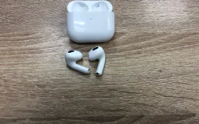 Купить Наушники AirPods 4 реплика б/у , в Набережные Челны Цена:600рублей