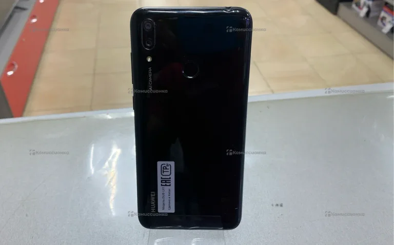 Huawei Y7 (2019) 4/64 ГБ