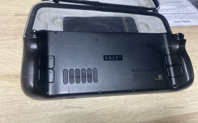 Приставка Valve Steam Deck steam deck oled 512 Gb