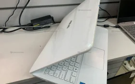 Ноутбук  ASUs