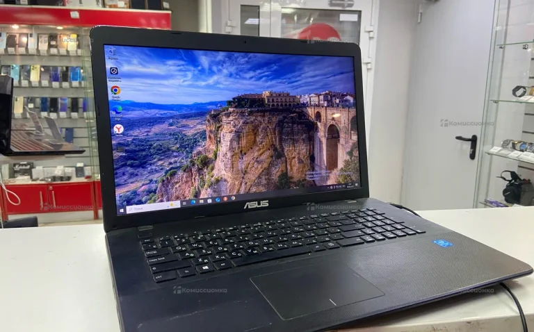 Ноутбук Asus Pentium N3700/GeForce 920M/HDD 1TB