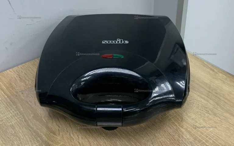 Вафельница Smile