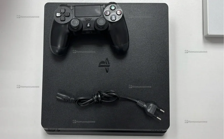 Приставка Sony PlayStation 4 Slim 500 ГБ.