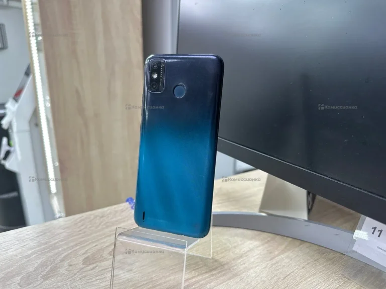 Tecno Spark 6 Go 2/32 ГБ