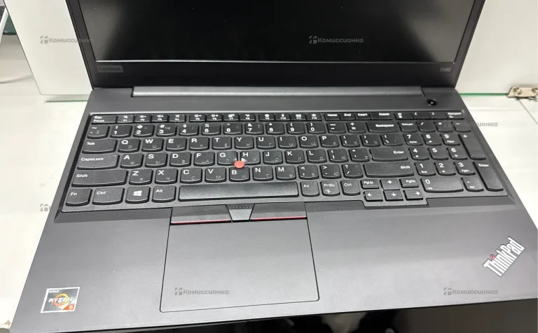 Ноутбук  Lenovo E585