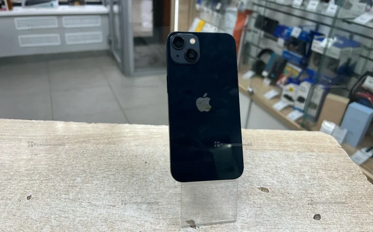 Apple iPhone 13 4/128 ГБ