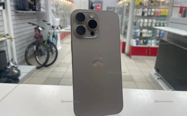 Apple iPhone 16 Pro Max 8/256 ГБ