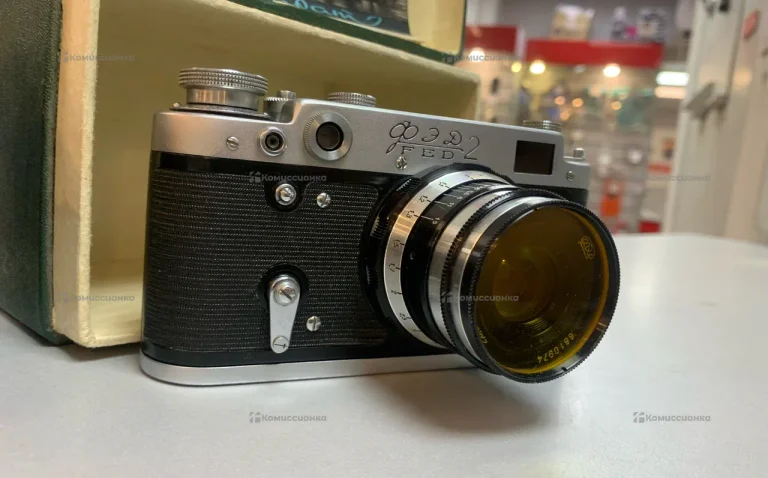 Фотоаппарат ФЭД-2