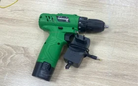 Аккумуляторная дрель-шуруповерт Oasis AV-12