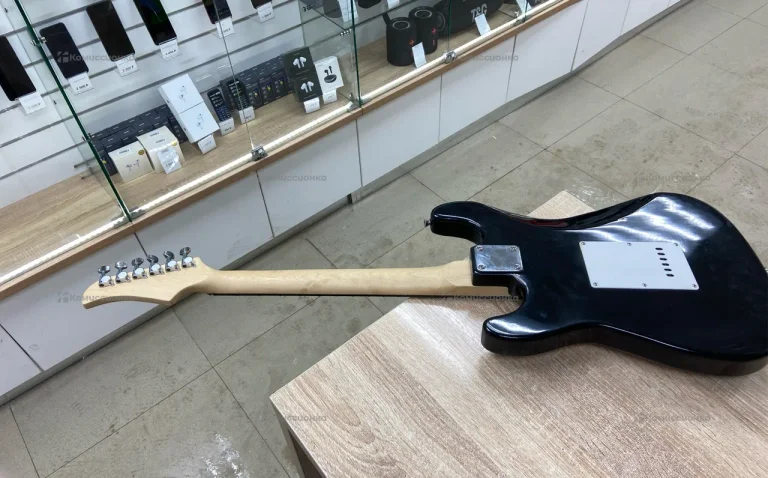 Электрогитара Rocket