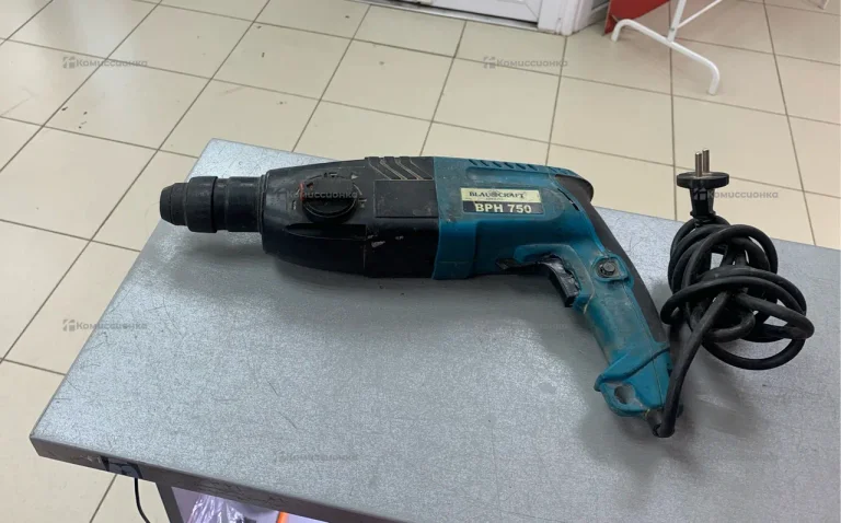 Перфоратор Blaucraft BPH 750