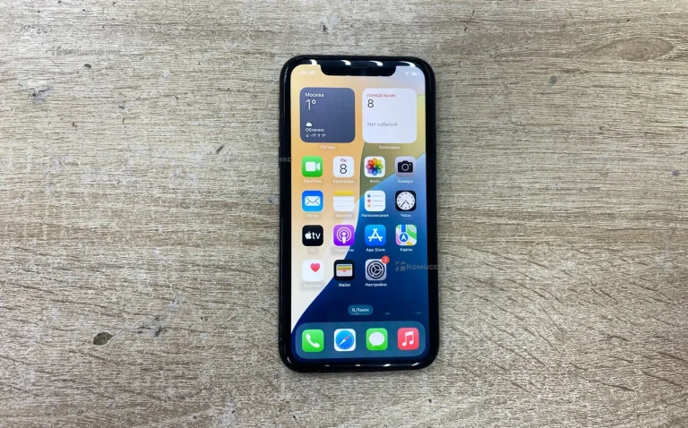 Apple iPhone XR 3/64 ГБ