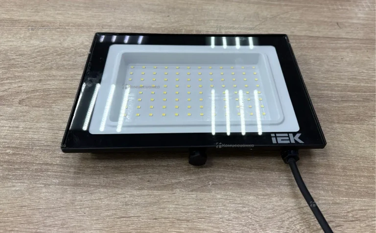 проектор светодиодный IEK 06-100