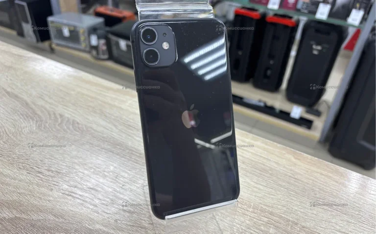 Apple iPhone 11 4/256 ГБ
