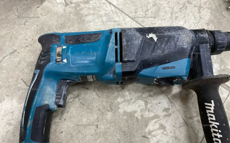 Перфоратор makita HR2630
